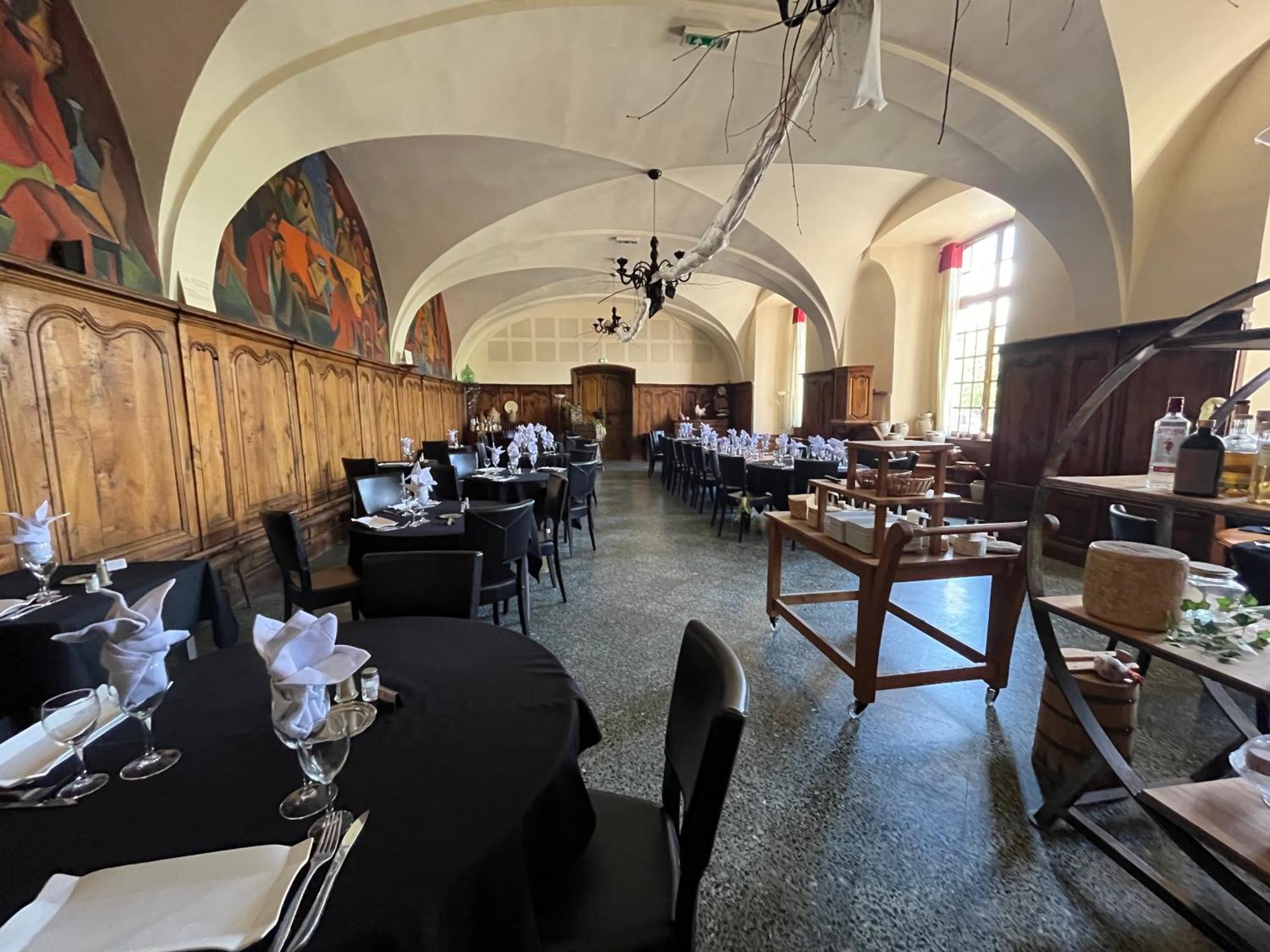 Logis Hotel Ancien Grand Seminaire Saint-Flour  Exterior foto